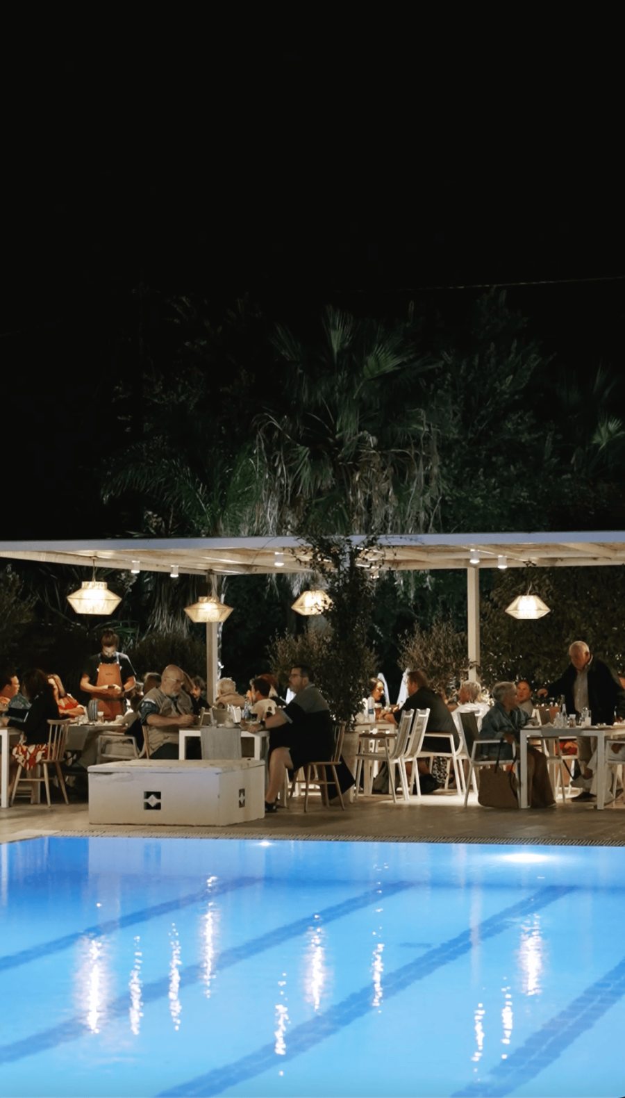 Traditional Greek night with live music and dancers in Ipsos Corfu